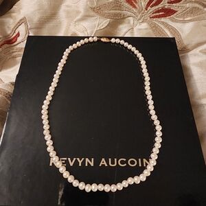 Pearl necklace